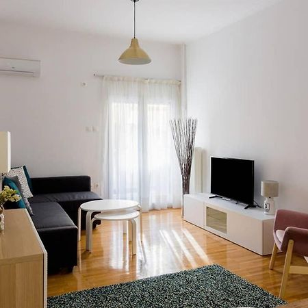 Brand New Decorated Flat For 4 Ppl In Pagrati Apartment Athens Luaran gambar