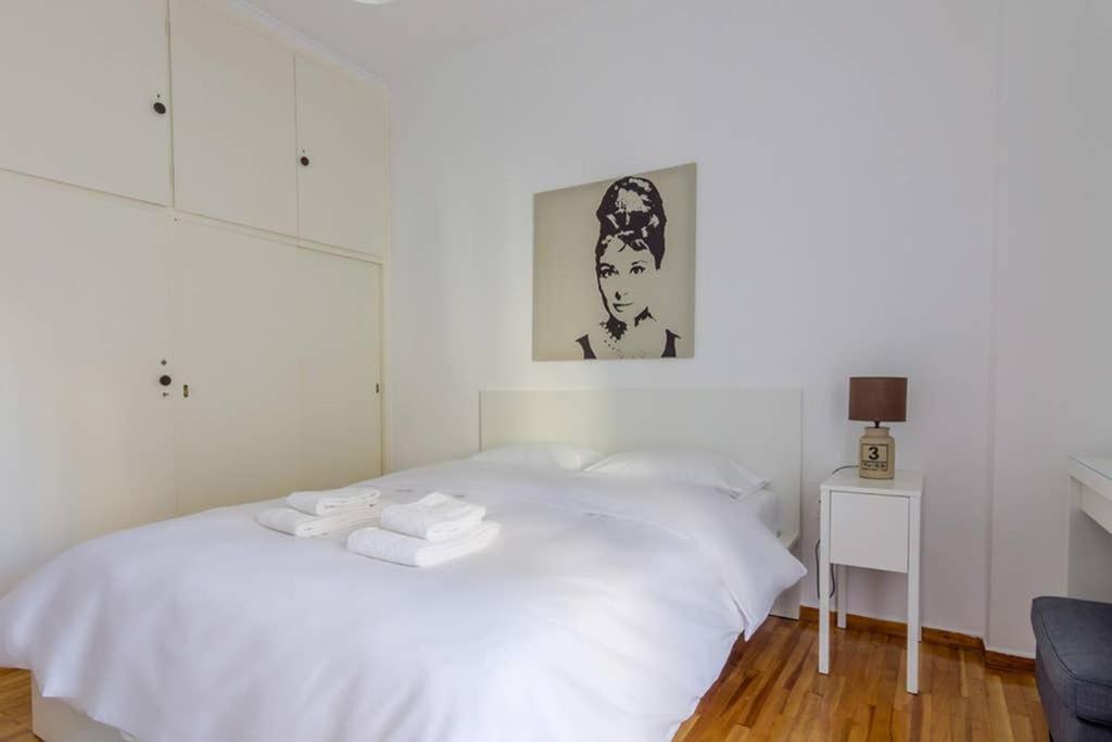 Brand New Decorated Flat For 4 Ppl In Pagrati Apartment Athens Luaran gambar