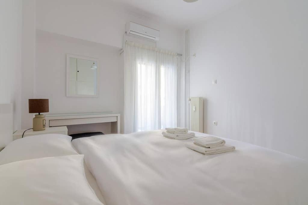 Brand New Decorated Flat For 4 Ppl In Pagrati Apartment Athens Luaran gambar
