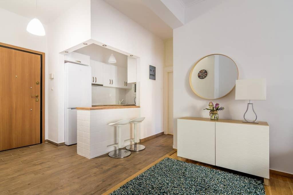 Brand New Decorated Flat For 4 Ppl In Pagrati Apartment Athens Luaran gambar